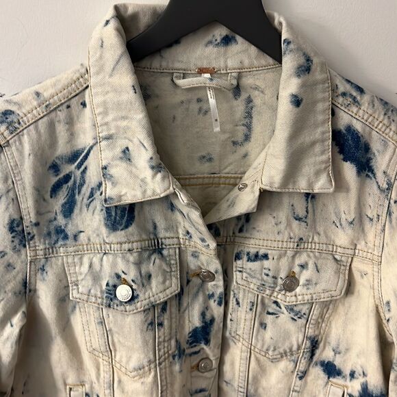 NWT FREE People denim jacket M - Picture 6 of 16
